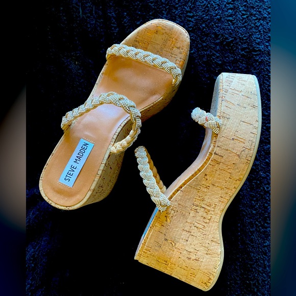 STEVE MADDEN - Worn ONCE! Comfy Rhinestone Wedges - Picture 1 of 2